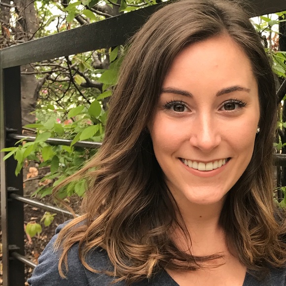 Meet your Posher, Taylor - Picture 1 of 1